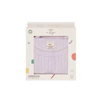 Comfortabel en schattig. Dat is deze pointelle junior ondergoedset in de kleur lavender van het merk Copenhagen Colors. Deze ondergoedset ziet er onwijs leuk uit en zal ook zeker in de smaak vallen bij jouw kleintje. VanZus