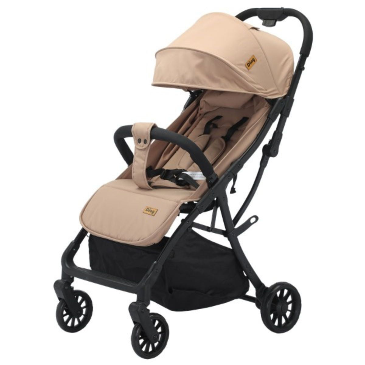 De remi buggy in camel van Ding is perfect voor elk terrein. Geschikt vanaf de geboorte tot 22 kg. Met o.a. verstelbare rugleuning, voetensteun, zonnekap, valbeugel, tuigje en boodschappenmand. VanZus