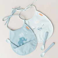 Eten wordt een feestje met deze gezellige foodie easy-grip baby lepel 3-pack set in de variant blue van het merk Done by Deer. Deze set is speciaal ontwikkeld voor kleine kinderhandjes. De set heeft dan ook een stevige grip en helpt je kindje om gefocust te eten. VanZus