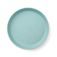 Hoe schattig is dit kiddish bord in de variant Elphee blue van het merk Done by Deer? De speelse Elphee de olifant houdt je kleintje graag gezelschap tijdens het eten. Het bord is ontworpen voor dagelijks gebruik en heeft verschillende handige features. VanZus