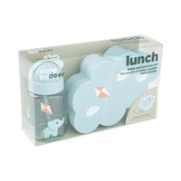 Voor dagelijkse avonturen of voor naar school is deze lunchset in de variant playground blue van het merk Done by Deer ideaal! De set bestaat uit een beker met rietje en een snack- en lunchbox. Ideaal voor schoolreisjes, dagjes weg of voor naar school. VanZus