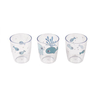 Zelf drinken doet je kleintje uit de Done by Deer yummy 3 pack mini glas sea friends blue! Deze blauwe kinderglazen met zeedieren zijn speciaal ontworpen voor kleine handjes. VanZus.