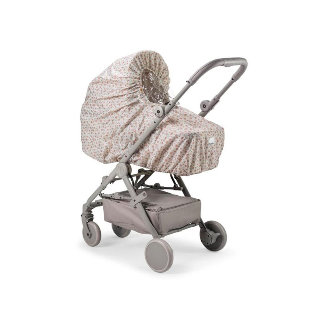 Bescherm je kleintje tegen regen en wind met de Elodie regenhoes universeel voor kinderwagen en buggy in de variant autumn rose. Deze essentiële accessoire past op de meeste kinderwagens en buggy's, waardoor je kindje droog en comfortabel blijft tijdens onverwachte weersomstandigheden.  VanZus