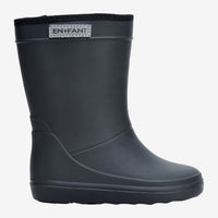 Bescherm de voeten van je kleintje tegen fikse regenbuien met deze thermoboots in de kleur blue night van het vrolijke merk En Fant. De outfit van jouw mini me outfit zal zeker schitteren met deze toffe regenboots in een prachtige donkerblauwe kleur. VanZus