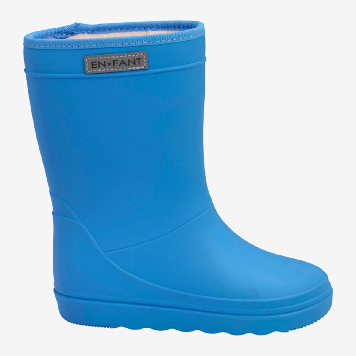 Bescherm de voeten van je kleintje tegen fikse regenbuien met deze thermoboots in de kleur solid daphne van het vrolijke merk En Fant. De outfit van jouw mini me outfit zal zeker schitteren met deze hippe regenboots in een prachtige felblauwe kleur. VanZus