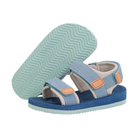 Hoe schattig zijn deze velcro sandalen in de kleur infinity van het merk En Fant!? Wat ons betreft zijn dit echte must haves voor in de zomer! Deze fijne sandalen zijn lichtgewicht, zien er heel vrolijk uit en gaan makkelijk aan en uit dankzij de klittenbandsluiting. VanZus