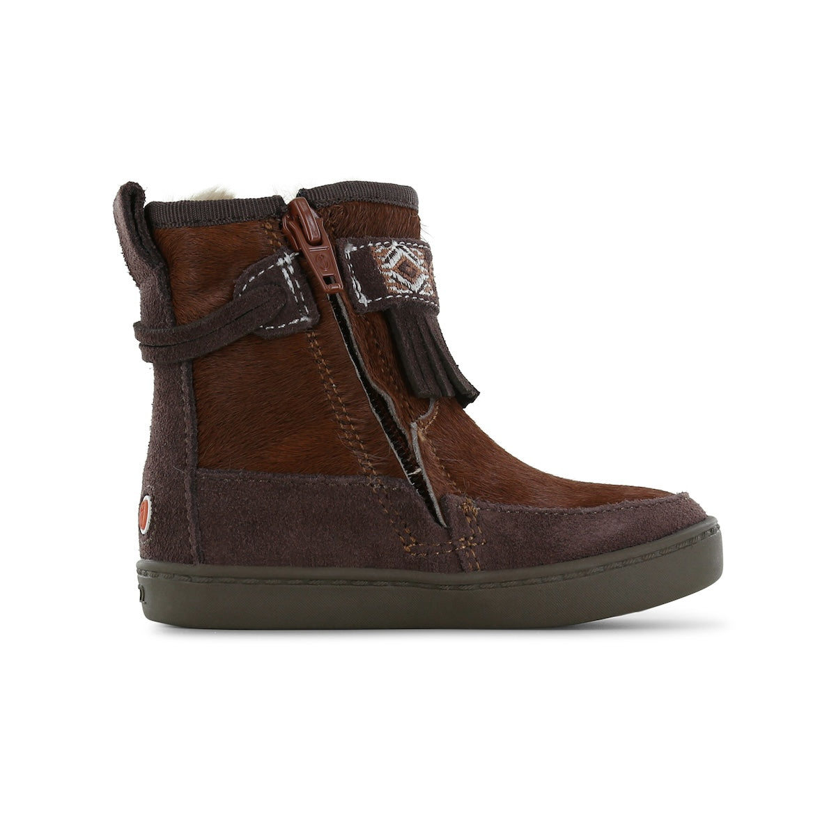 De extreme flex laarzen van Shoesme geven de perfecte balans tussen flexibiliteit, comfort en stijl. In de kleur dark brown, met anti-slip zool en ademende voering. VanZus