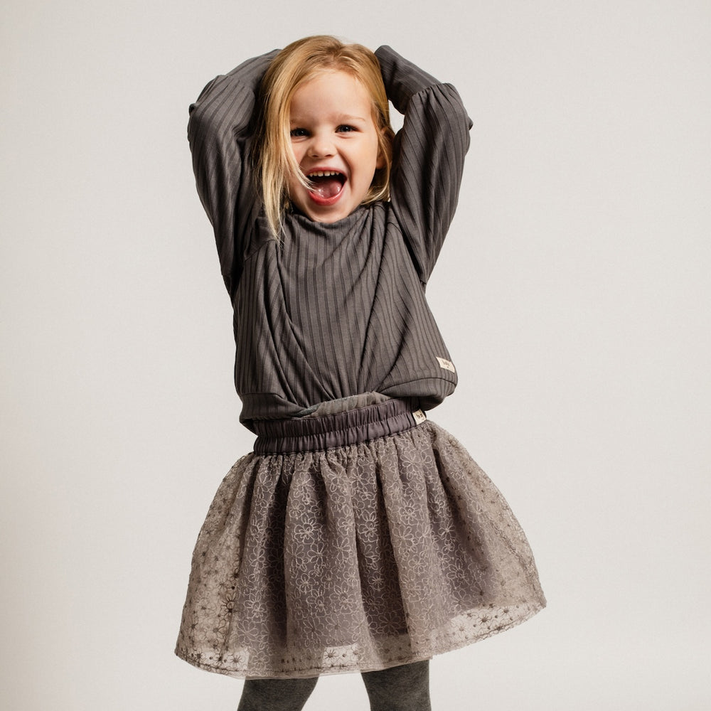 Baje Studio fey rok grey steel