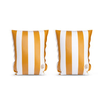 De Swim Essentials zwembandjes geel/wit gestreept zijn onmisbaar tijdens een dagje strand of zwembad. Deze leuke zwembandjes zorgen ervoor dat jouw kindje veilig in het water kan spetteren! VanZus