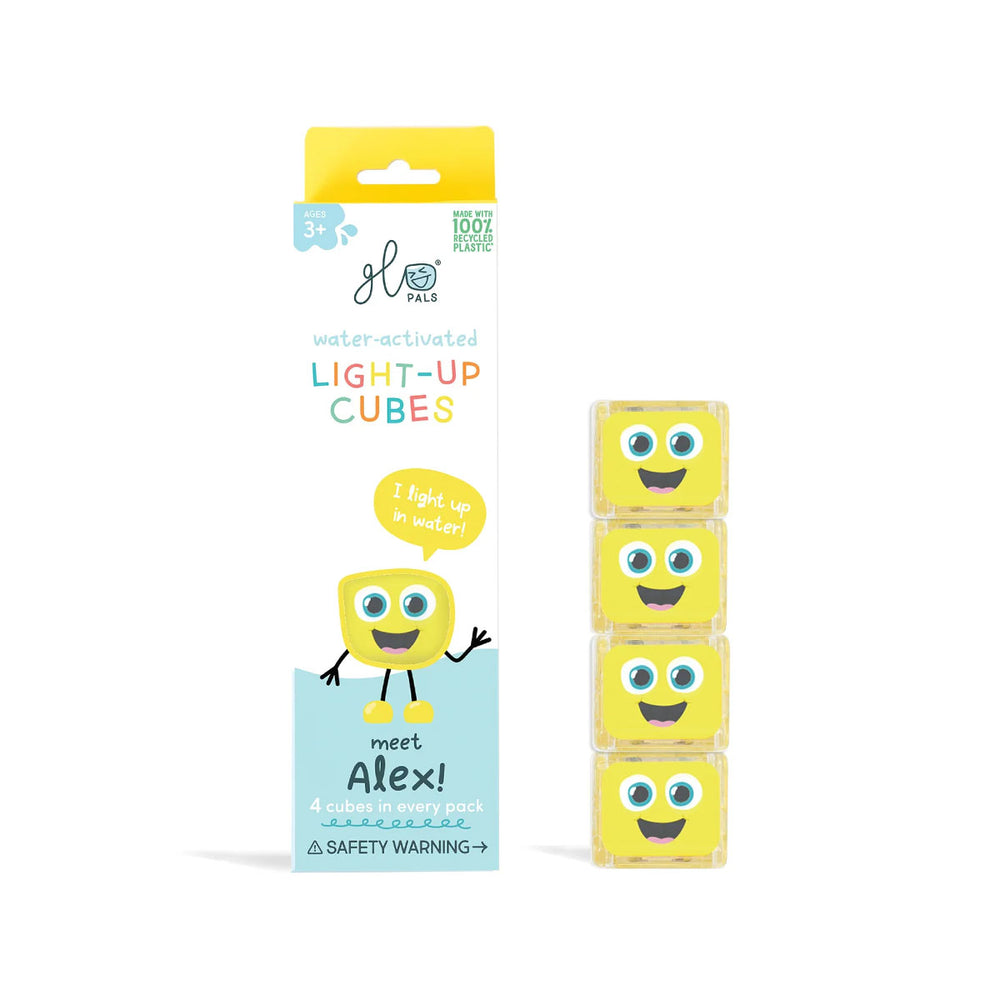 Glo Pals light-up cubes navulverpakking (4 stuks) van  characters Alex. Het blokje licht op bij contact met water. Kleur geel. Voor veel waterplezier. Ook in andere varianten en leuk om te combineren. VanZus