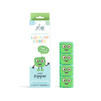 Glo Pals light-up cubes (4 stuks) navulverpakking van characters Pippa. Het blokje licht op bij contact met water. Kleur groen. Voor veel waterplezier. Ook in andere varianten en leuk om te combineren. VanZus