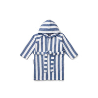 De zachte gestreepte badjas gray stripes surf blue/white van Liewood met bindriem en capuchon is een echte eyecatcher. Houdt jouw kindje droog, warm en comfortabel. Verkrijgbaar in verschillende maten. VanZus