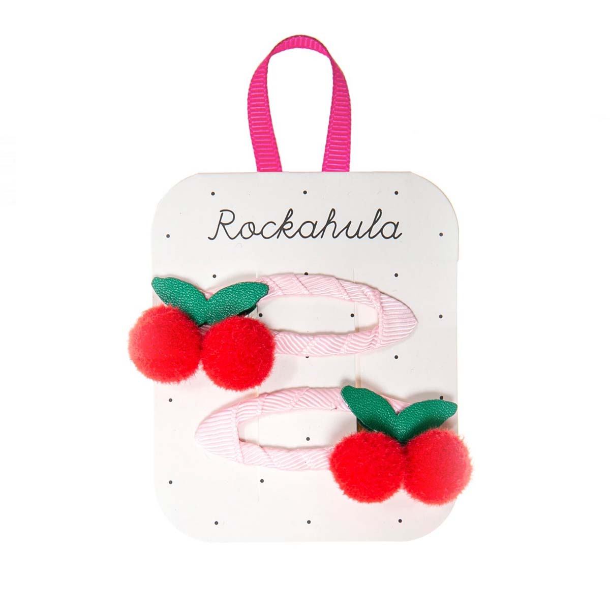 I love you cherry-much! De sweet cherry pom pom speldjes van Rockahula zijn een musthave. De set bestaat uit 2 speldjes, versierd met roze grosgrain lint en rode pom pom kersjes. Hip en handig. VanZus