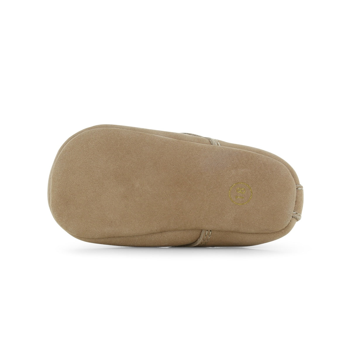 Deze newborn sloffen van Shoesme in de kleur beige hebben klittenband en bieden ultiem comfort. De slofjes zijn lekker zacht en zijn gemaakt van hoogwaardig schapenleer en hebben een zacht voetenbed en leren zolen. VanZus