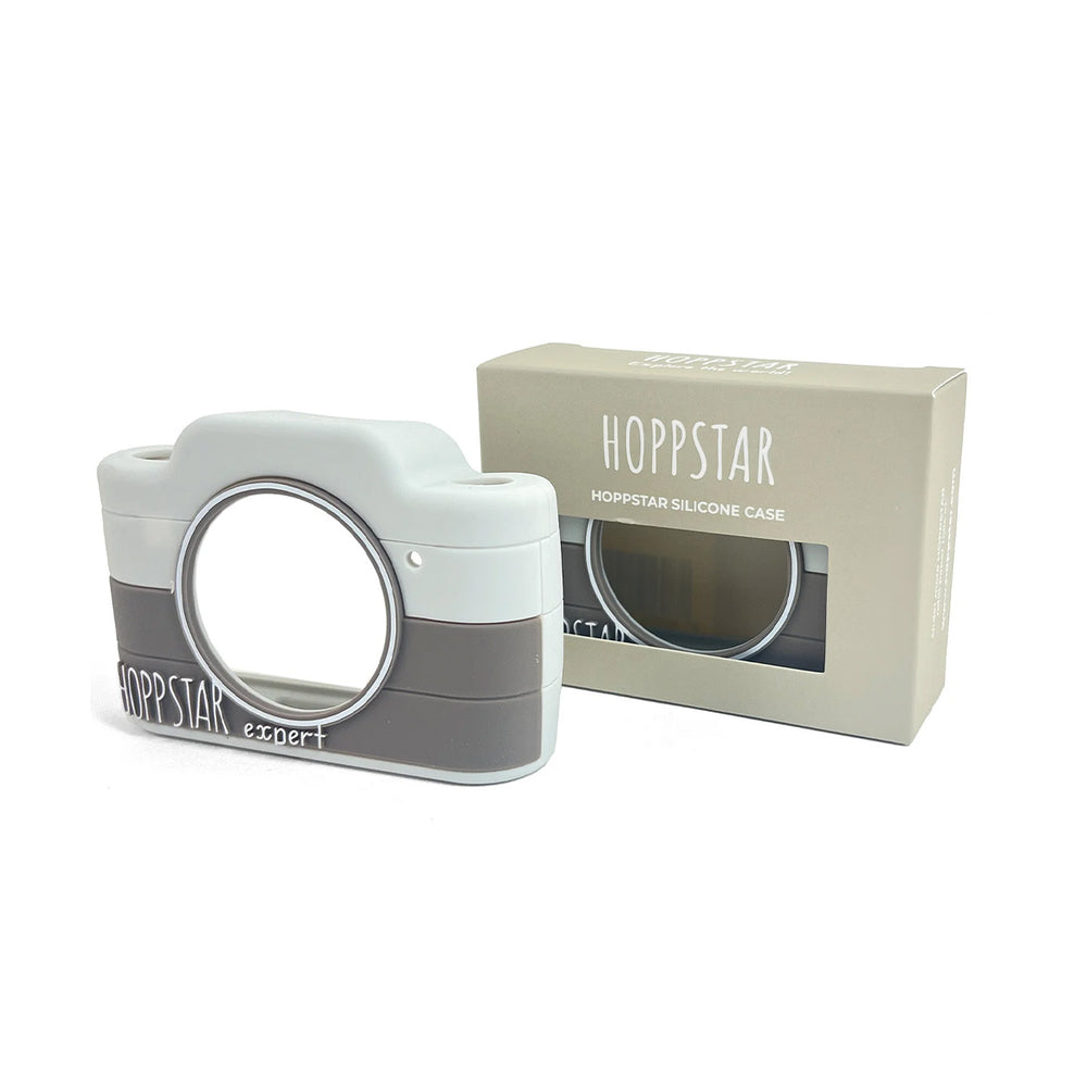 De Hoppstar siliconen case Expert siena is een beschermhoes voor de Hoppstar Expert camera. Deze camera wordt geleverd met 1 hoesje, maar deze kun je verwisselen voor een andere variant. VanZus.