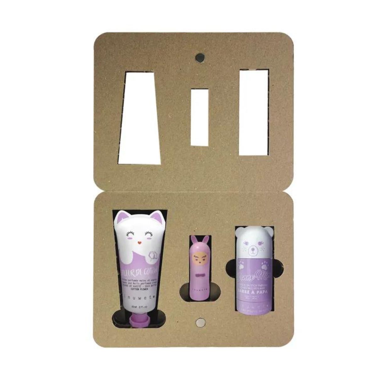 De dream mauve cadeauset van Inuwet bevat drie heerlijke skincare producten met zoete geuren, ideaal als cadeau of verwennerij. Perfect voor verjaardagen en feestdagen. Mix and Match met andere sets! VanZus