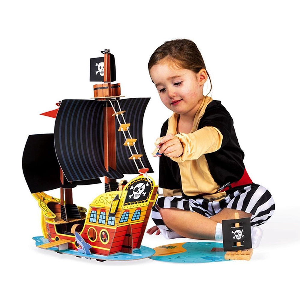 Je kindje kan zijn of haar fantasie helemaal de vrije loop laten met deze prachtige story piratenschip van het merk Janod! Met deze speelgoedset kan je kindje (met behulp van een volwassene) zelf een piratenschip in elkaar zetten en er daarna heerlijk mee spelen. VanZus