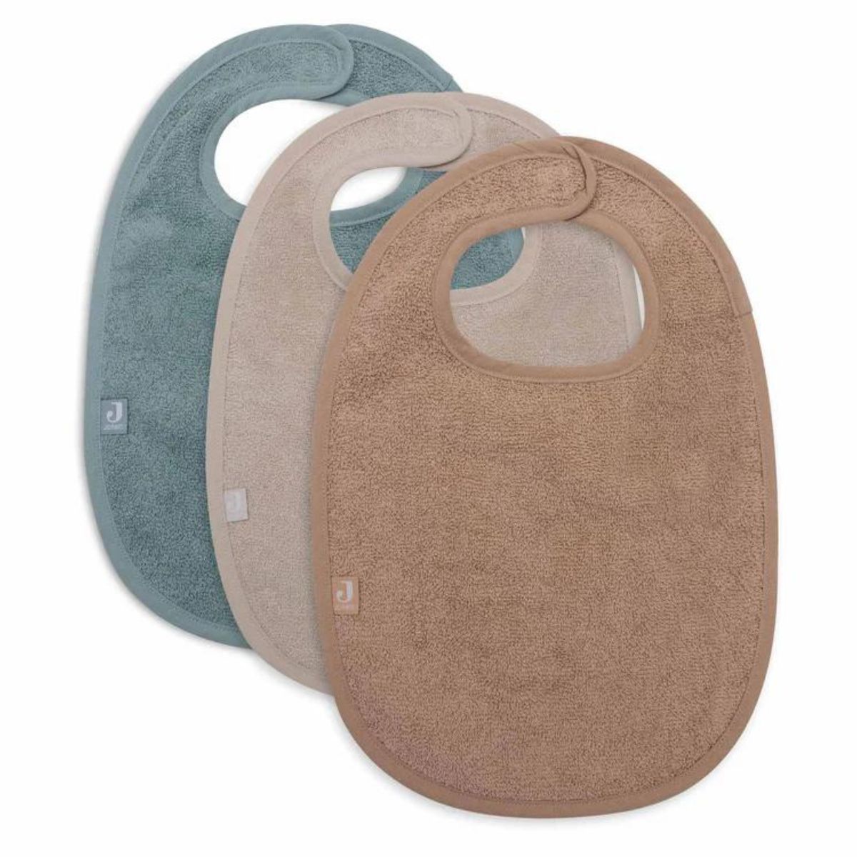 De 3-pack slab van badstof van Jollein beschermt je baby’s kleertjes tijdens maaltijden. In hippe kleuren sea green, nougat en biscuit. Perfect voor elke maaltijd. VanZus