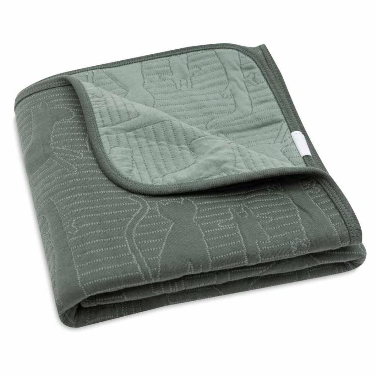 De jungle jambo deken voor de wieg in ash green/laurel van Jollein biedt stijl en comfort met een jungleprint. Gemaakt van 100% katoen, ademend en zacht, ideaal voor de wieg en kinderwagen. VanZus