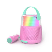 Breng je feestjes naar een hoger niveau met de MOB karaoke speaker KS-80 in pink! Deze speaker biedt helder geluid, achtergrondmuziek, echo-effecten en kleurrijke LED-verlichting. Verbinden via Bluetooth. VanZus