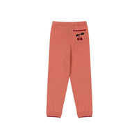 Tover je kindje om in een echt hartendiefje met deze alexa gebreide broek in de kleur powder pink van het merk Konges slojd. Want zeg nu zelf, deze broek is toch te schattig?! De broek houdt je kind lekker warm en ziet er ook nog eens erg leuk uit! VanZus