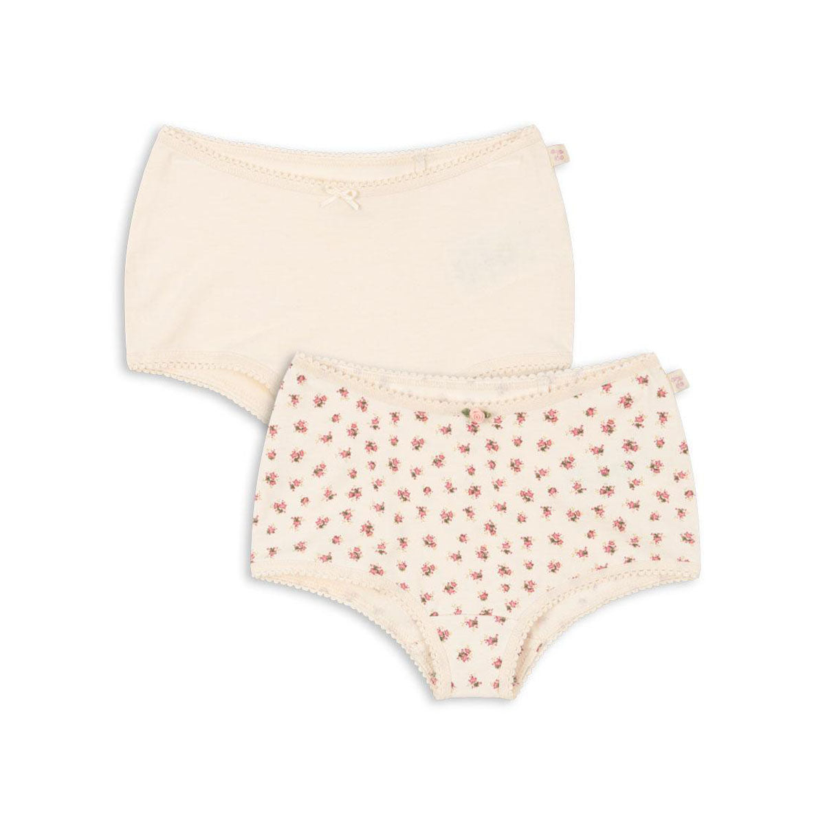 Ondergoed hoeft niet saai te zijn! En dat geldt zeker voor dit basic 2-pack meisjes hipster in de kleuren buttercream/bloomie van het vrolijke merk Konges Slojd. Deze hipsters zitten heel comfortabel en zien er ook nog eens schattig uit! VanZus