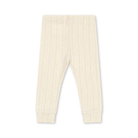 De Konges Slojd basic broek in de variant fete de fleur is zacht, ademend en perfect voor jouw baby. Comfortabel met een elastische taille, in de kleur wit. Verkrijgbaar in de maten 50 t/m 98. VanZus