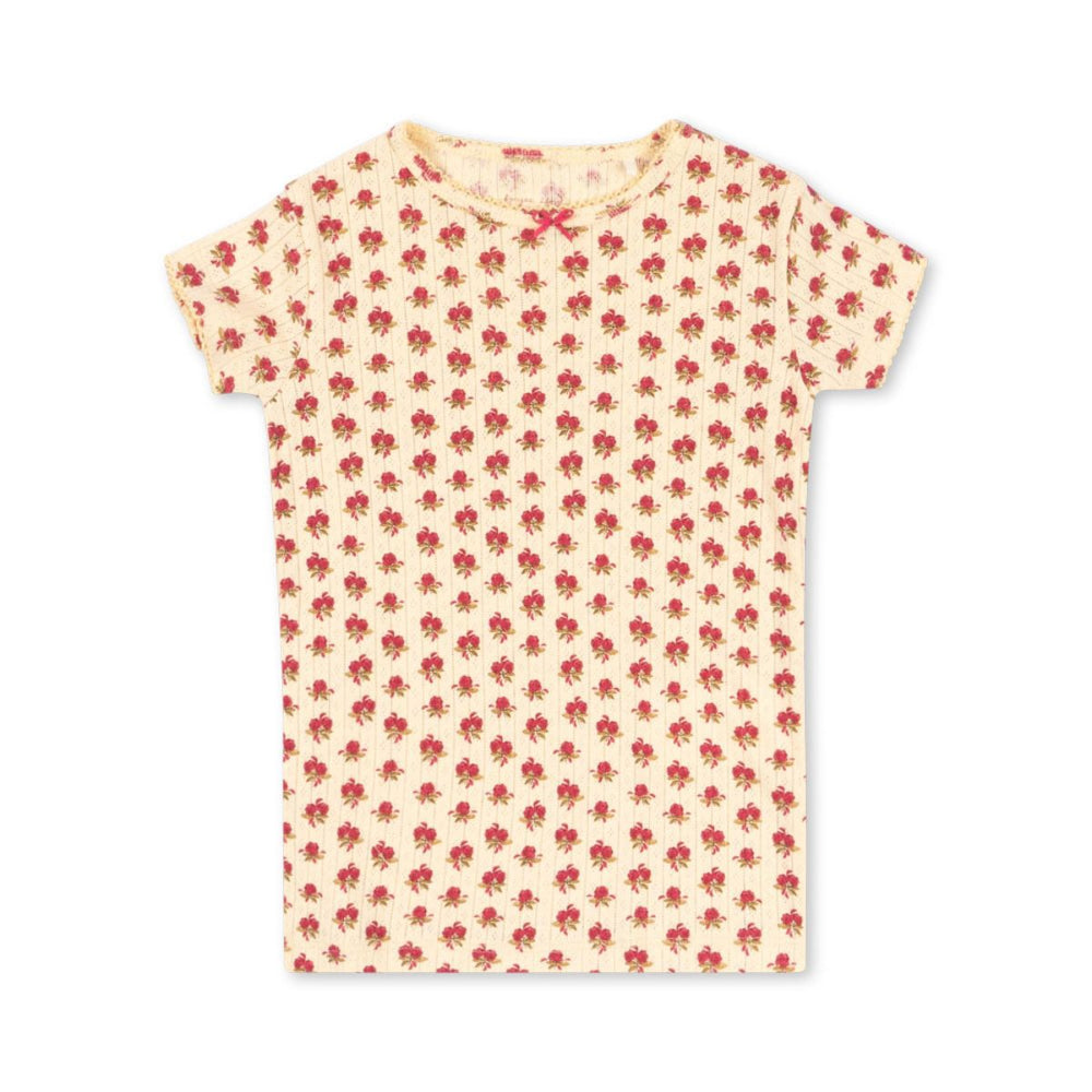 Ben je op zoek naar een mooi shirtje voor je kind? Dan is dit schattige Konges Slojd minnie t-shirt in de variant rosie sorbet een must have voor in de kledingkast van je lieveling. Dit shirt zit namelijk niet alleen super comfortabel, maar ziet er ook leuk uit! VanZus