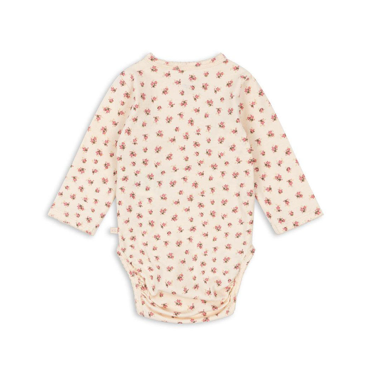 Hoe schattig is dit newborn basic lange mouwen rompertje in de kleur bloomie van het merk Konges Slojd? Deze onesie is de ideale basic en kan met allerlei items gecombineerd worden, zoals bijvoorbeeld met een lekker vestje. Maar hij is natuurlijk ook heel leuk op zichzelf, dankzij de schattige print. VanZus