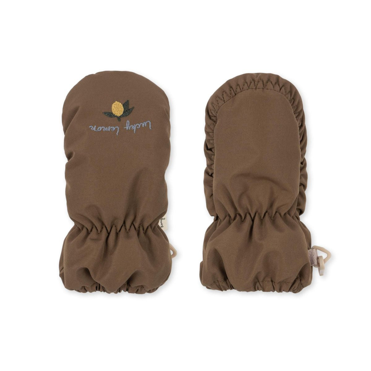 Jouw baby heeft nooit meer last van koude handjes met deze heerlijk warme nohr wanten in de kleur walnut van Konges Slojd. VanZus