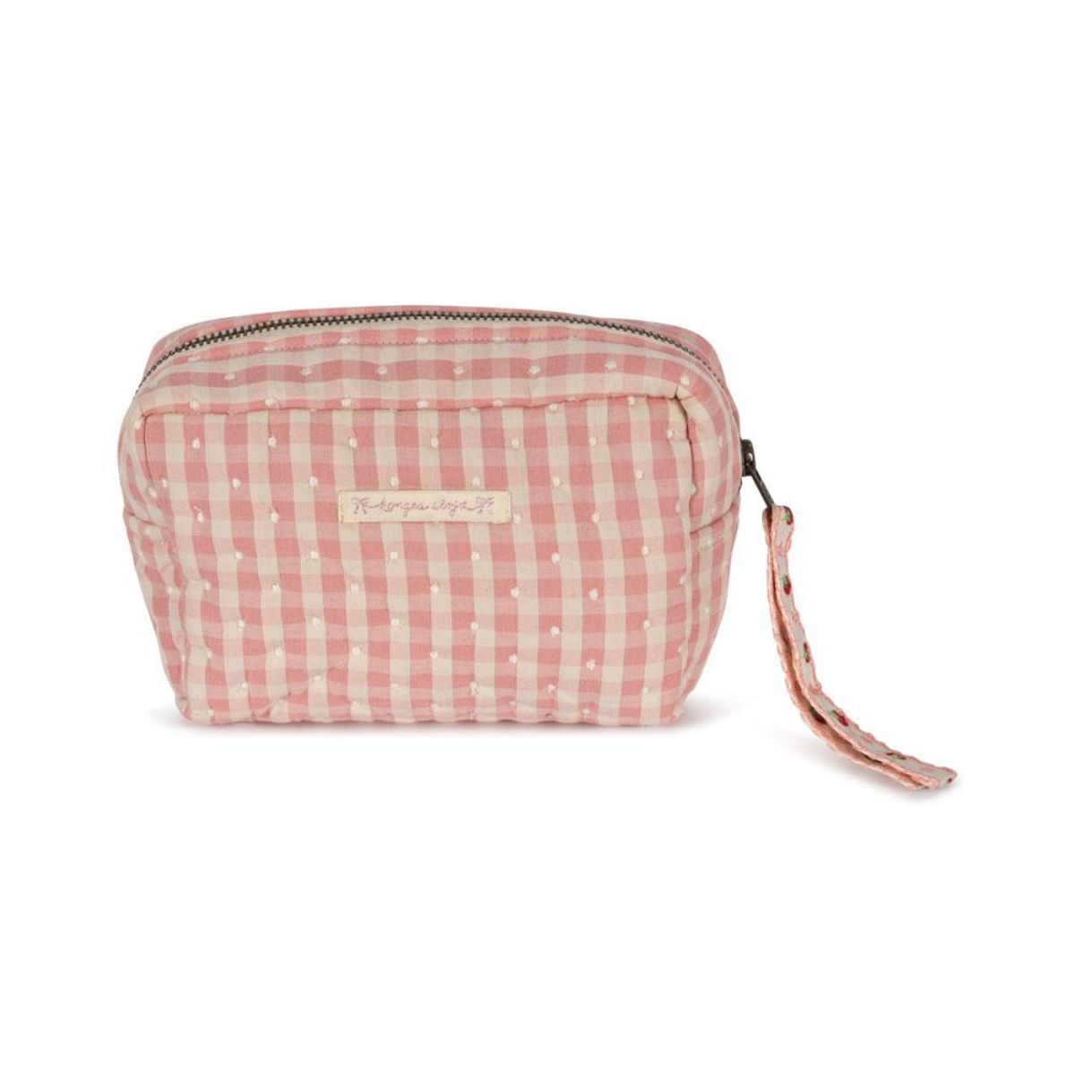 Ga ja een weekendje weg? Of wil je al de essentials voor jou of je baby makkelijk mee op pad nemen? Dan is deze seersucker toilettas small in de variant powder pink check van het merk Konges Slojd een absolute must have! VanZus