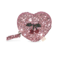 De Konges Slojd sequin heart portemonnee mellow rose is perfect voor het opbergen van centjes. Veilig, praktisch en met een schattig hartontwerp en vrolijke glitters! VanZus