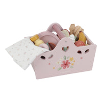 Een picknick met het gezin of vriendjes? Dan neem je de houten picknick set van Little Dutch mee. Een handige picknickmand met borden, bestek, bekers en heerlijk eten en drinken. Superleuk kinderspeelgoed. VanZus