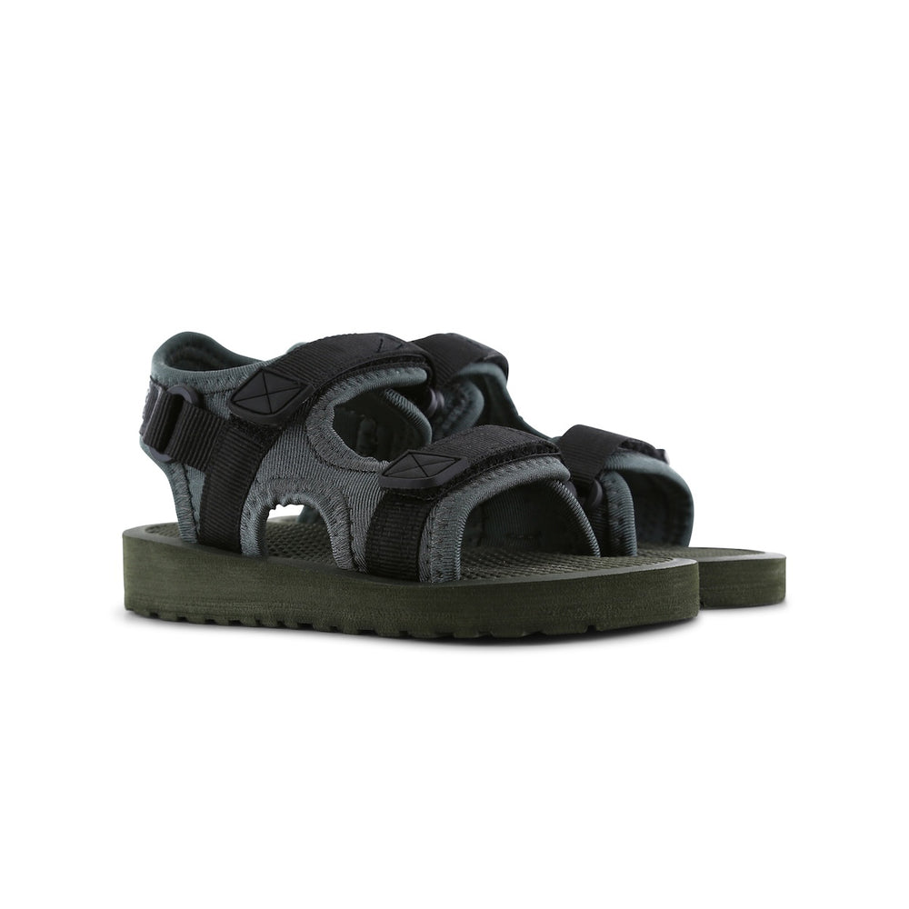 De Shoesme lichtgewicht sandaal black green is extreem licht van gewicht. Deze zomerschoen is ideaal voor kinderen die al goed kunnen lopen. Met deze sandaaltjes kunnen ze de hele dag buiten spelen. VanZus.