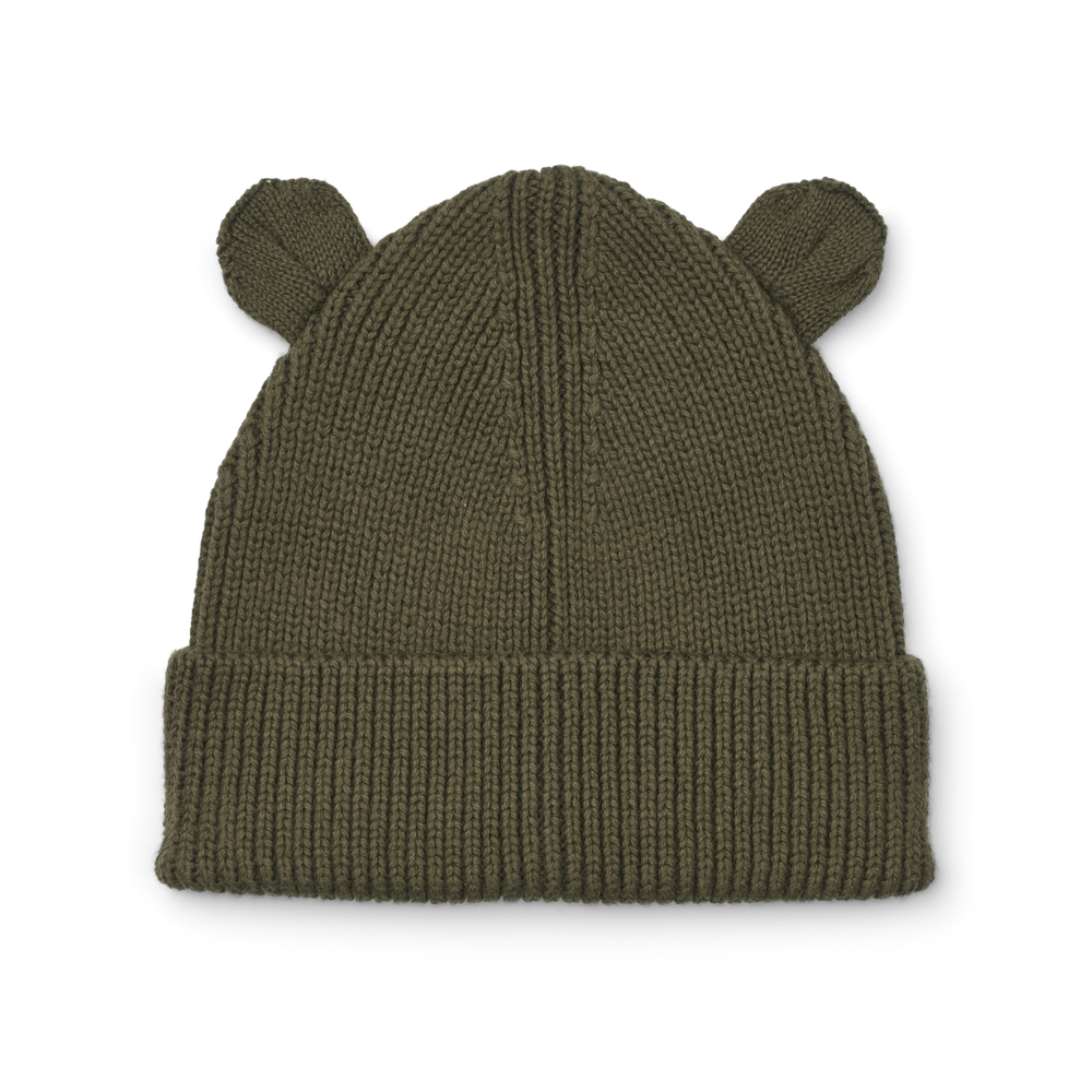 Maak kennis met te leuke gina beanie met oortjes in de kleur army brown van het toffe merk Liewood. Deze muts is de perfecte combinatie van stijl en functionaliteit voor de kleintjes! VanZus