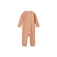 Comfortabel én hip: de zachte pyjama jumpsuit birk in de variant sea shell/pale tuscany uit de collectie van Liewood. 100% organisch katoen, lange mouwen, handige drukknoopjes en een lieve print. VanZus