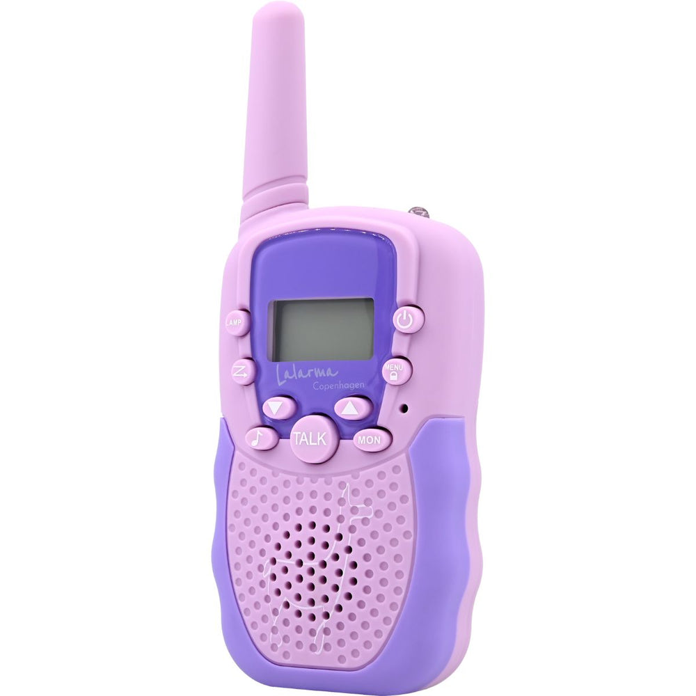 Ga op avontuur en blijf verbonden met de Lalarma walkie talkie purple! Of je nu speelt in de achtertuin, een spannende speurtocht doet of op pad gaat in de natuur, met deze walkie talkie sta je altijd in contact met vrienden en familie. VanZus