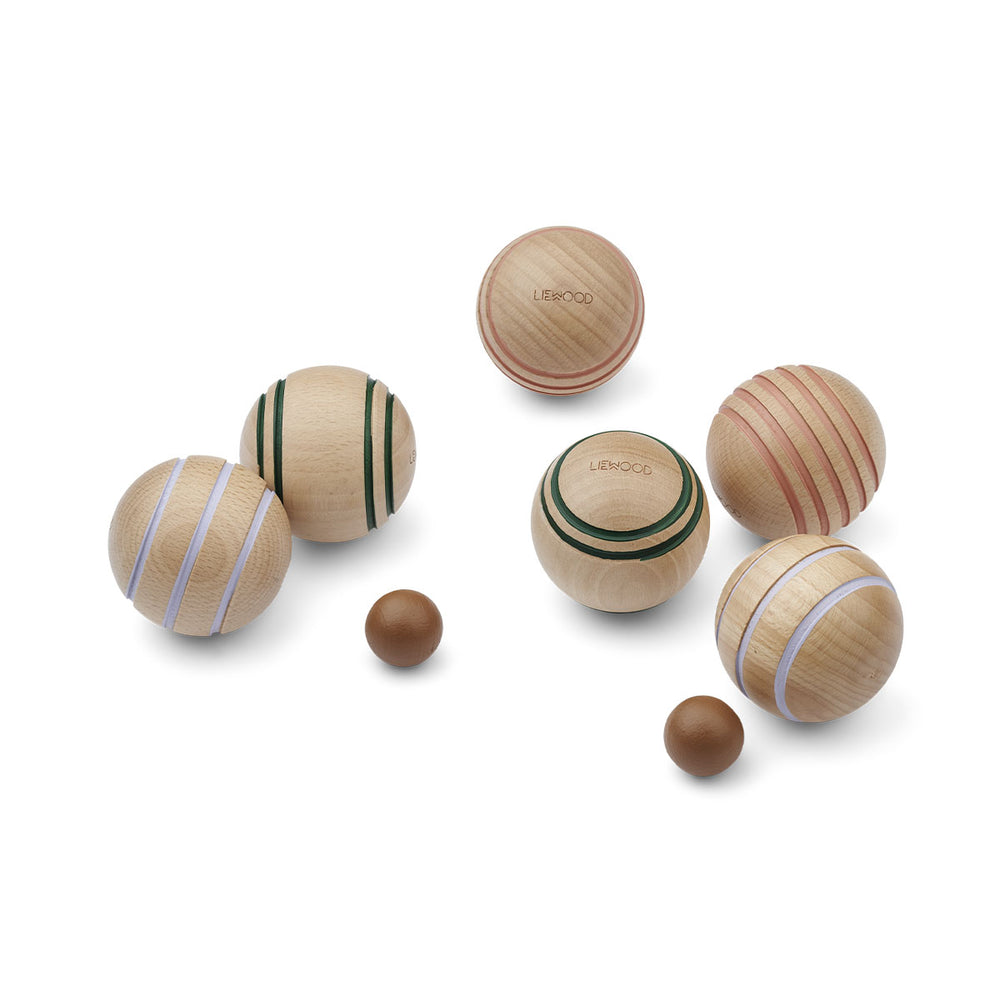 Speel jeu de boules met je kleintje met deze leuke Liewood Sisse petanque set garden green multi mix. Deze set is ideaal als je je kindje wilt laten kennismaken met het spelletje jeu de boules. VanZus