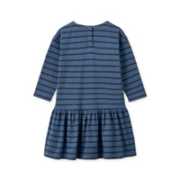 Voor een feestje of voor een dagelijkse look: met dit leuke Liewood alberte jurkje in stripe indigo blue/classic navy kun je alle kanten op! De jurk zit super comfortabel maar ziet er ook super stijlvol uit. Hij zal dan ook zeker een favoriet worden van jouw kleintje. VanZus