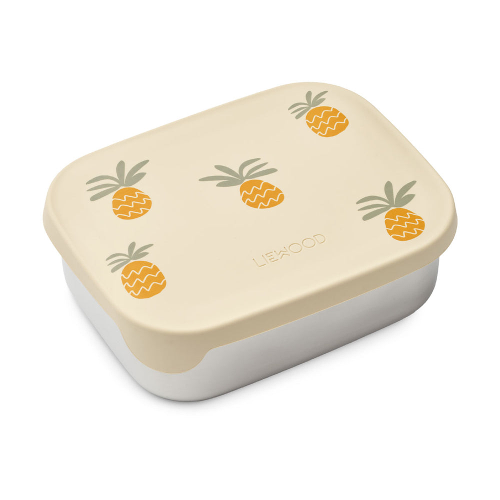 De Liewood arthur lunchbox pineapples/cloud cream is ideaal om je lunch in mee te nemen naar school of om snacks in te bewaren tijdens een dagje weg. Wat heel handig is aan deze lunchbox is dat hij drie compartimenten heeft. VanZus