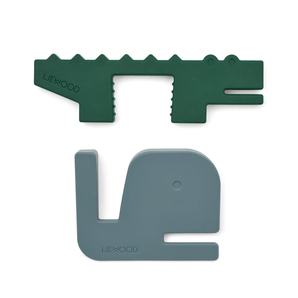 Gebruik deze bjarke deurstopper 2-pack van Liewood voor het vastzetten of stoppen van de deur. De flexibele set bestaat uit een krokodil en walvis in de variant whale blue/garden green. VanZus