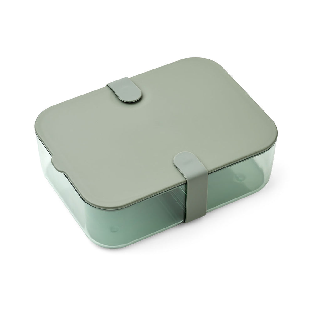 Transformeer de lunchroutine van je kindje met deze leuke carin lunchbox groot in faune green/peppermint. Deze ruime lunchbox is perfect voor onderweg en biedt voldoende ruimte voor gezonde lekkernijen. VanZus
