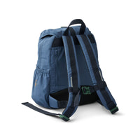 Deze christine school rugzak in robots/indigo blue van het merk Liewood is ideaal voor naar school! De ruime tas is groot genoeg voor alle essentials van je kindje en ziet er ook nog eens supertof uit! VanZus