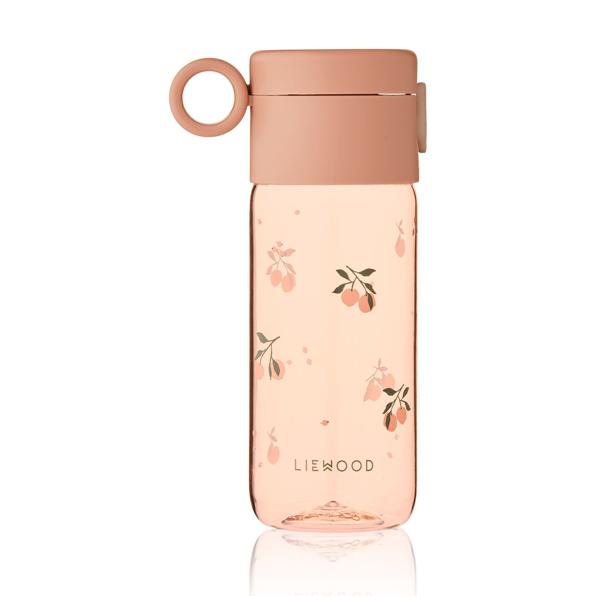 Gaan jullie samen op pad? Dan kan deze clemence waterfles 350 ml in peach/sea shell niet ontbreken in de tas. Met deze leuke fles houd je je kindje buitenshuis perfect gehydrateerd. En deze waterfles is niet alleen heel handig, hij ziet er ook geweldig uit.  VanZus