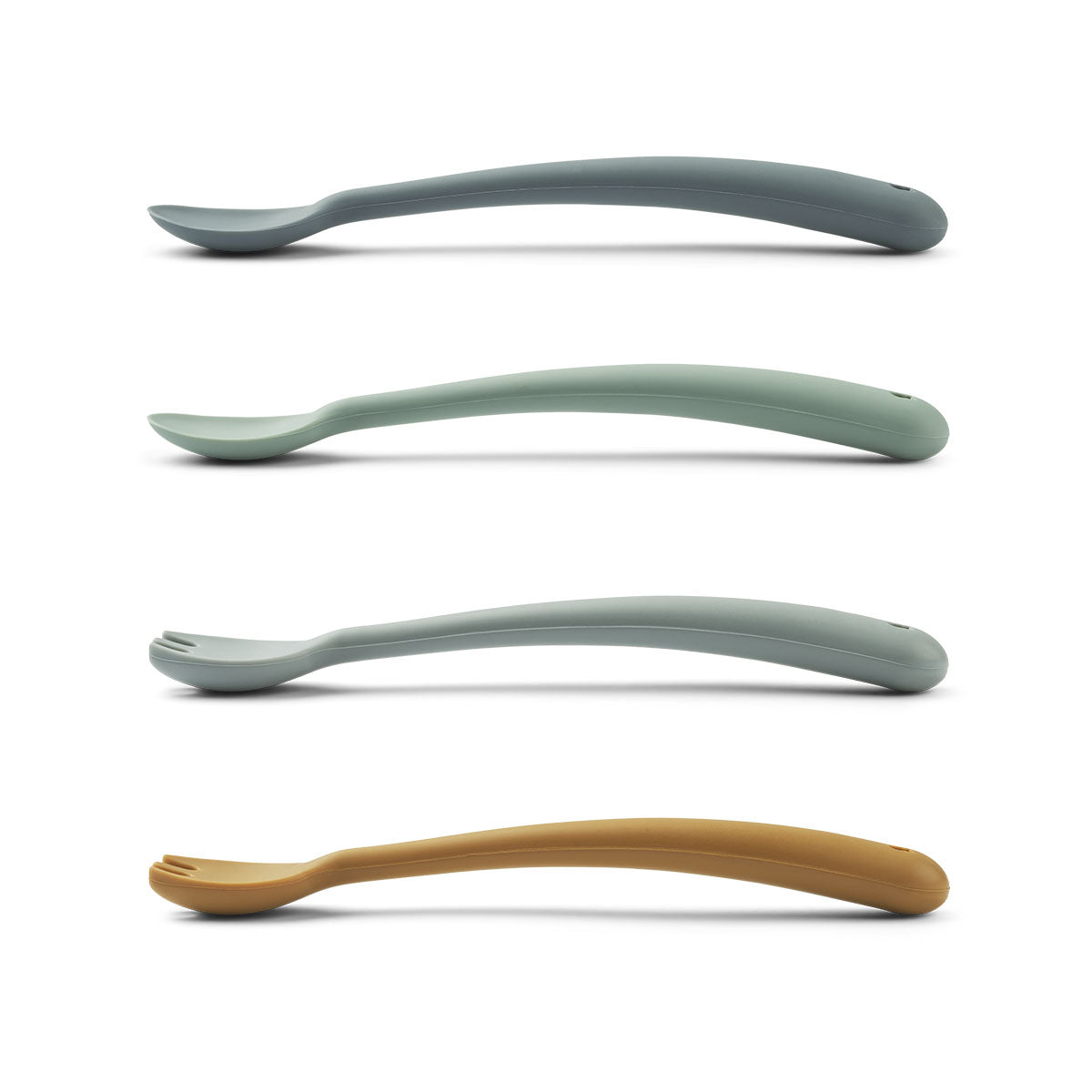 Ontdek de betoverende shea vork en lepelset van het Deense merk Liewood in de speelse kleuren van whale blue multi mix. Deze schattige set, gemaakt van zacht siliconen, maakt de etenstijd een waar plezier voor jouw kleintje. VanZus
