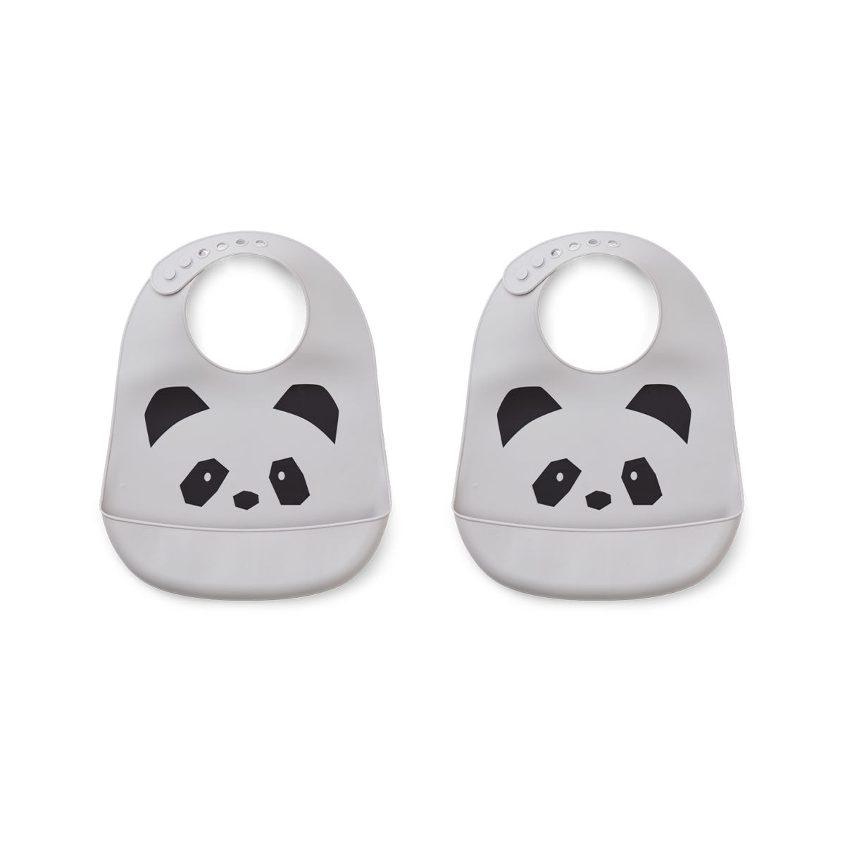 De tilda 2-pack silicone slab in de variant panda dumbo grey van Liewood houdt de kleding van je kindje schoon. De siliconen slabbetjes hebben een handige opvangbak en zijn in maat verstelbaar. VanZus