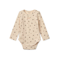 Ben je op zoek naar fijne rompers voor je kleintje? Dan is dit yanni baby rompertje in de variant peach mini/sea shell ideaal! Deze fijne romper komt van het Deense merk Liewood en is een echte must have! VanZus