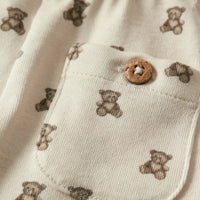 De baby gayo eli broek in turtledove teddybear van het merk Lil' Atelier is de perfecte keuze voor stijlvolle en comfortabele outfits voor je kleintje. VanZus