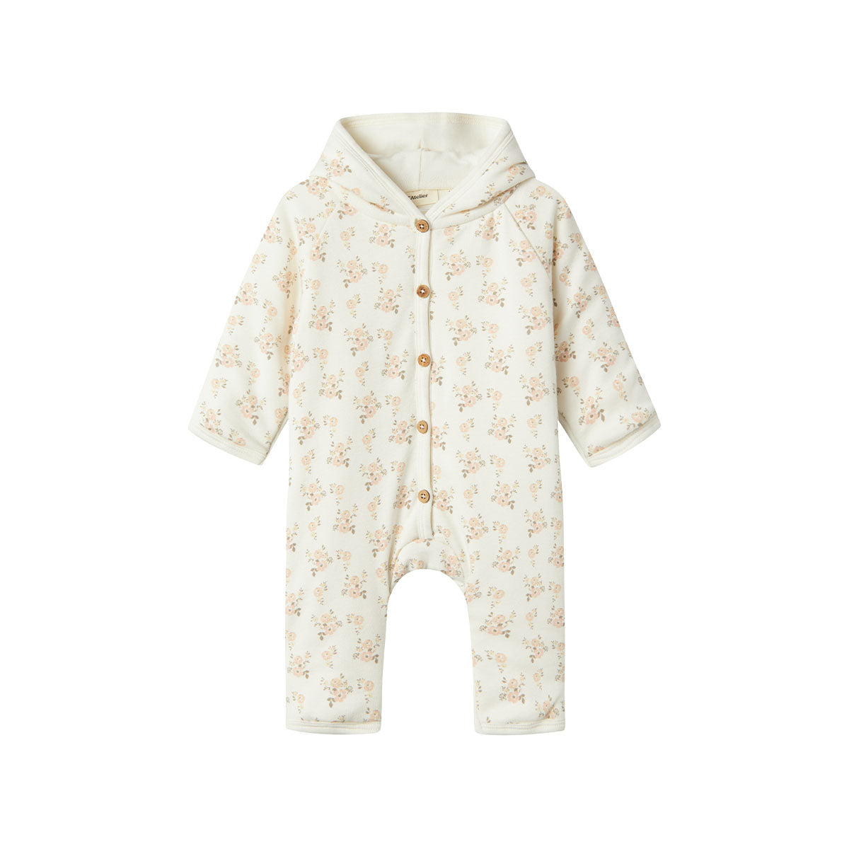 Kleed je kleintje lekker warm aan met deze baby gio gevoerde onesie in de kleur coconut onesie. De onesie is gemaakt van een zachte mix van biologisch katoen, modal en elastaan. VanZus