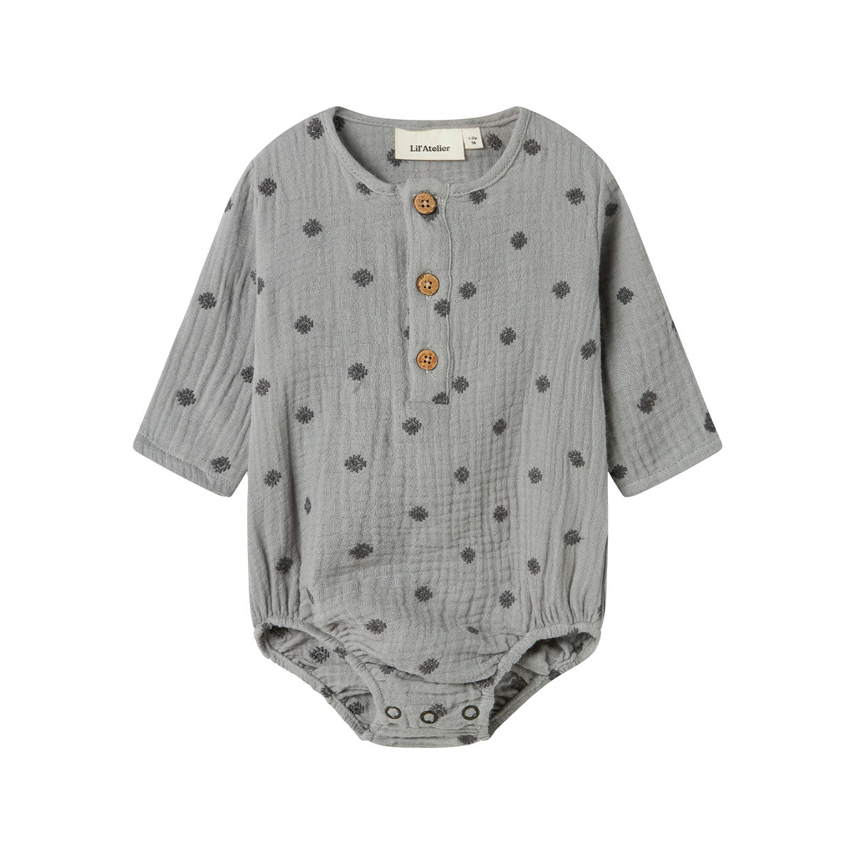 Het baby koala shirt rompertje in de kleur ultimate grey van het merk Lil' Atelier is een onmisbaar item voor de garderobe van je kleintje. Gemaakt van biologisch katoen, zorgt dit lieve rompertje voor een zachte, comfortabele én stijlvolle look. VanZus